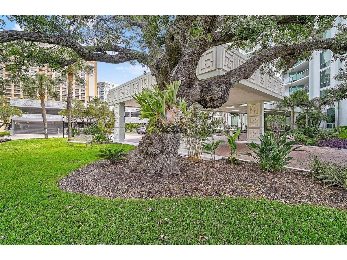 1111 N Gulfstream Avenue #7C Sarasota FL 34236 - SARASOTA BAY A4692338 image65