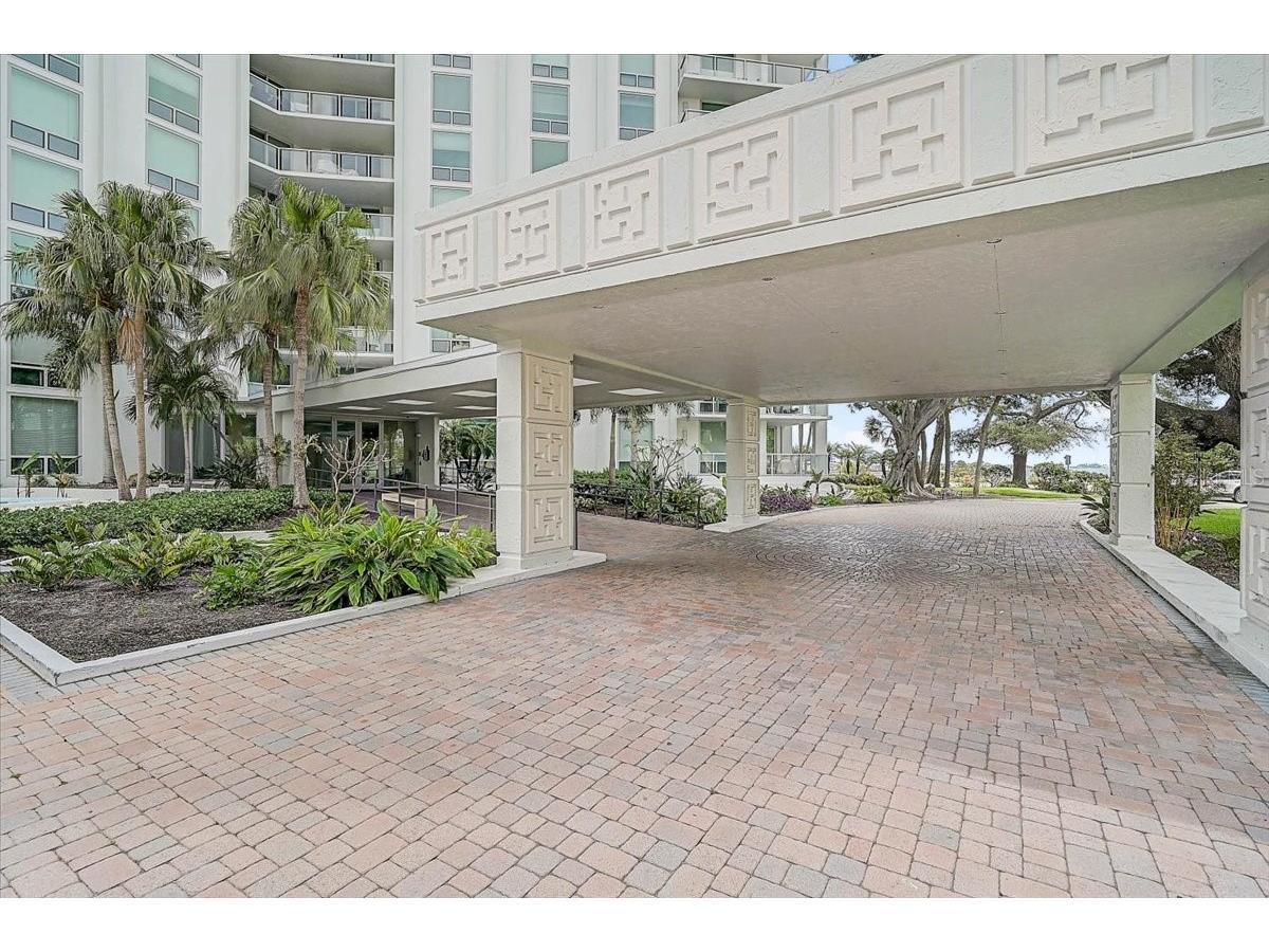 1111 N Gulfstream Avenue #7C Sarasota FL 34236 - SARASOTA BAY A4692338 image66