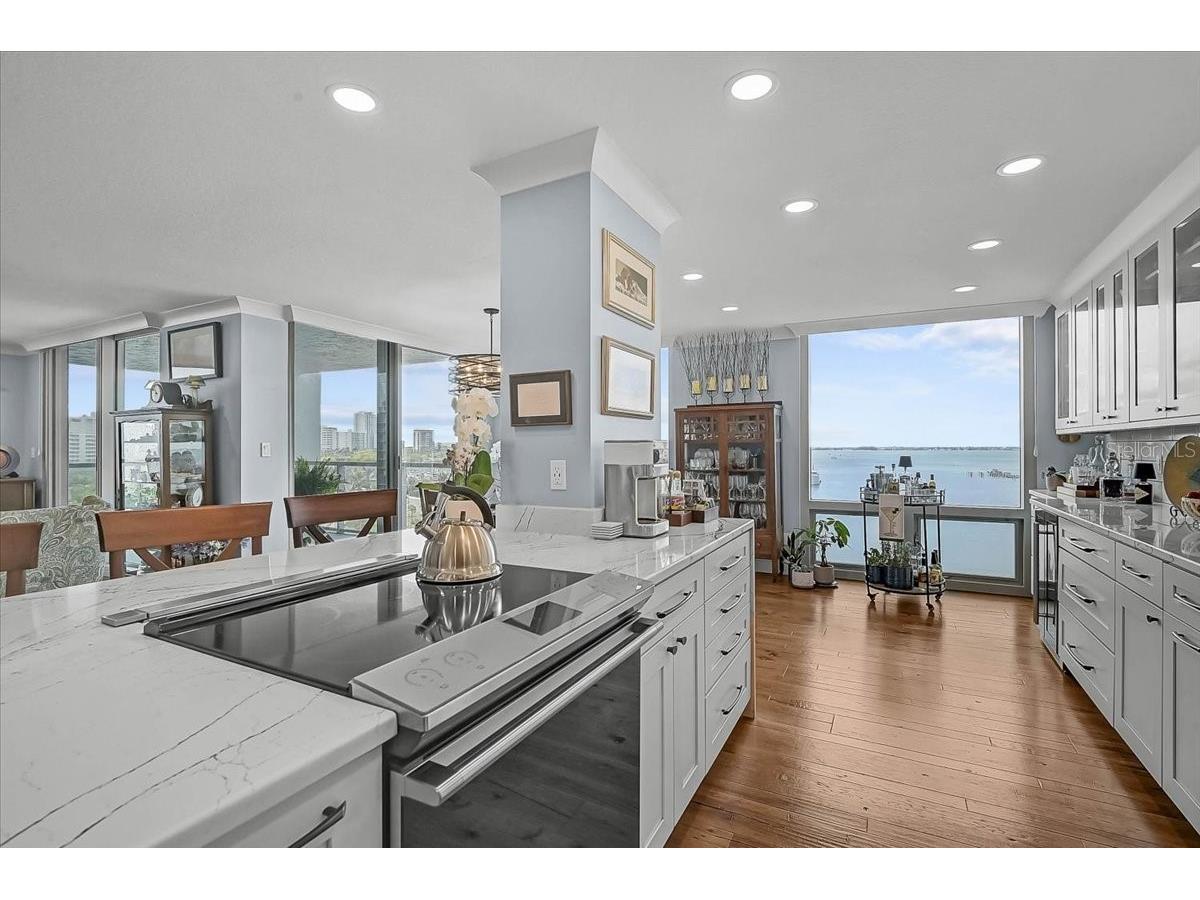 1111 N Gulfstream Avenue #7C Sarasota FL 34236 - SARASOTA BAY A4692338 image69