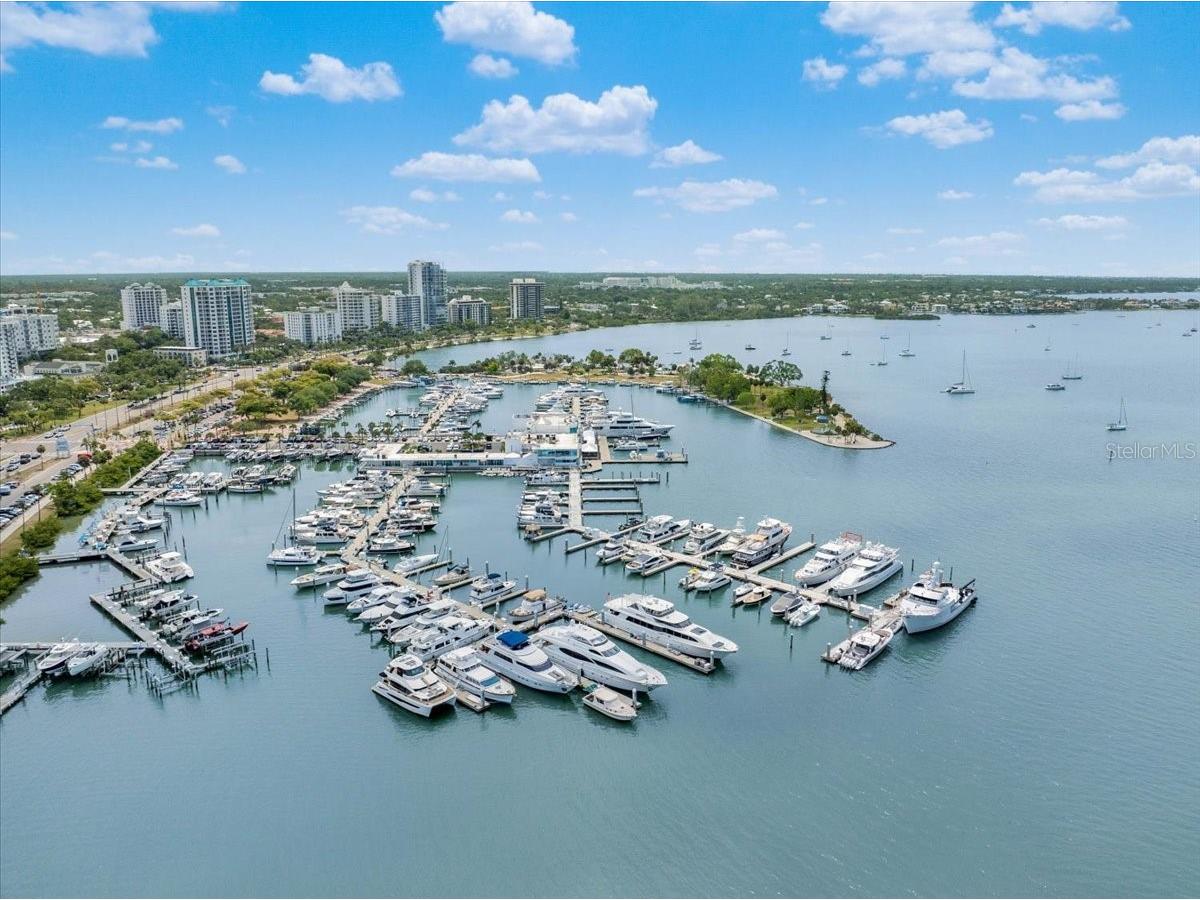 1111 N Gulfstream Avenue #7C Sarasota FL 34236 - SARASOTA BAY A4692338 image90