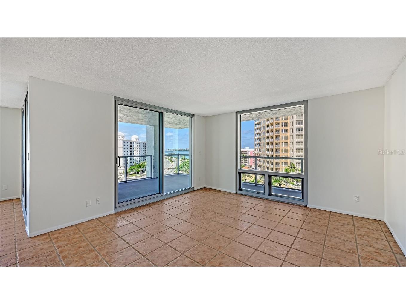 1111 N Gulfstream Avenue #9F Sarasota FL 34236 - SARASOTA BAY A4663815 image11