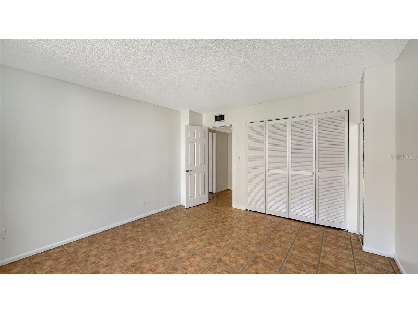 1111 N Gulfstream Avenue #9F Sarasota FL 34236 - SARASOTA BAY A4663815 image25