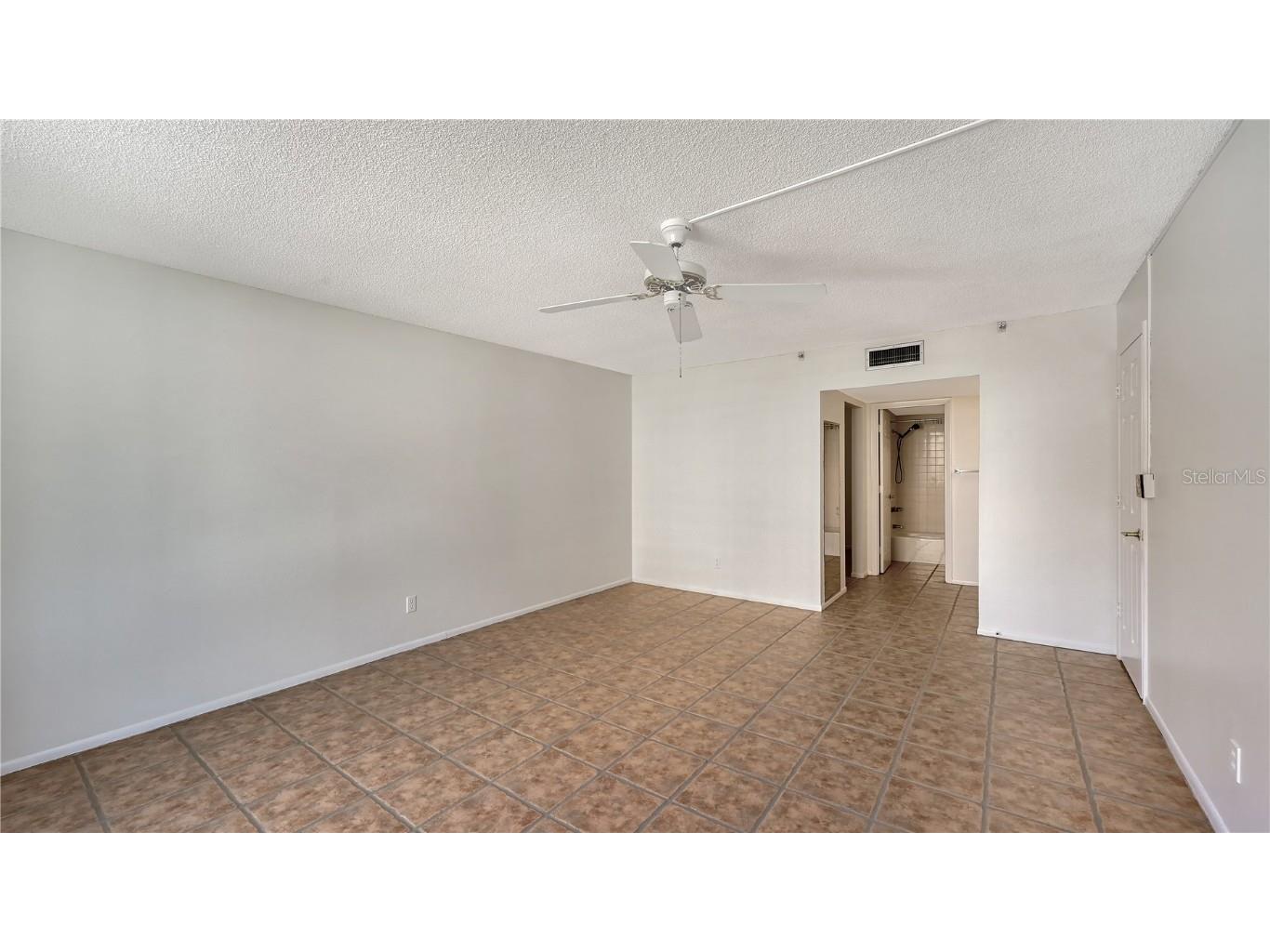 1111 N Gulfstream Avenue #9F Sarasota FL 34236 - SARASOTA BAY A4663815 image29