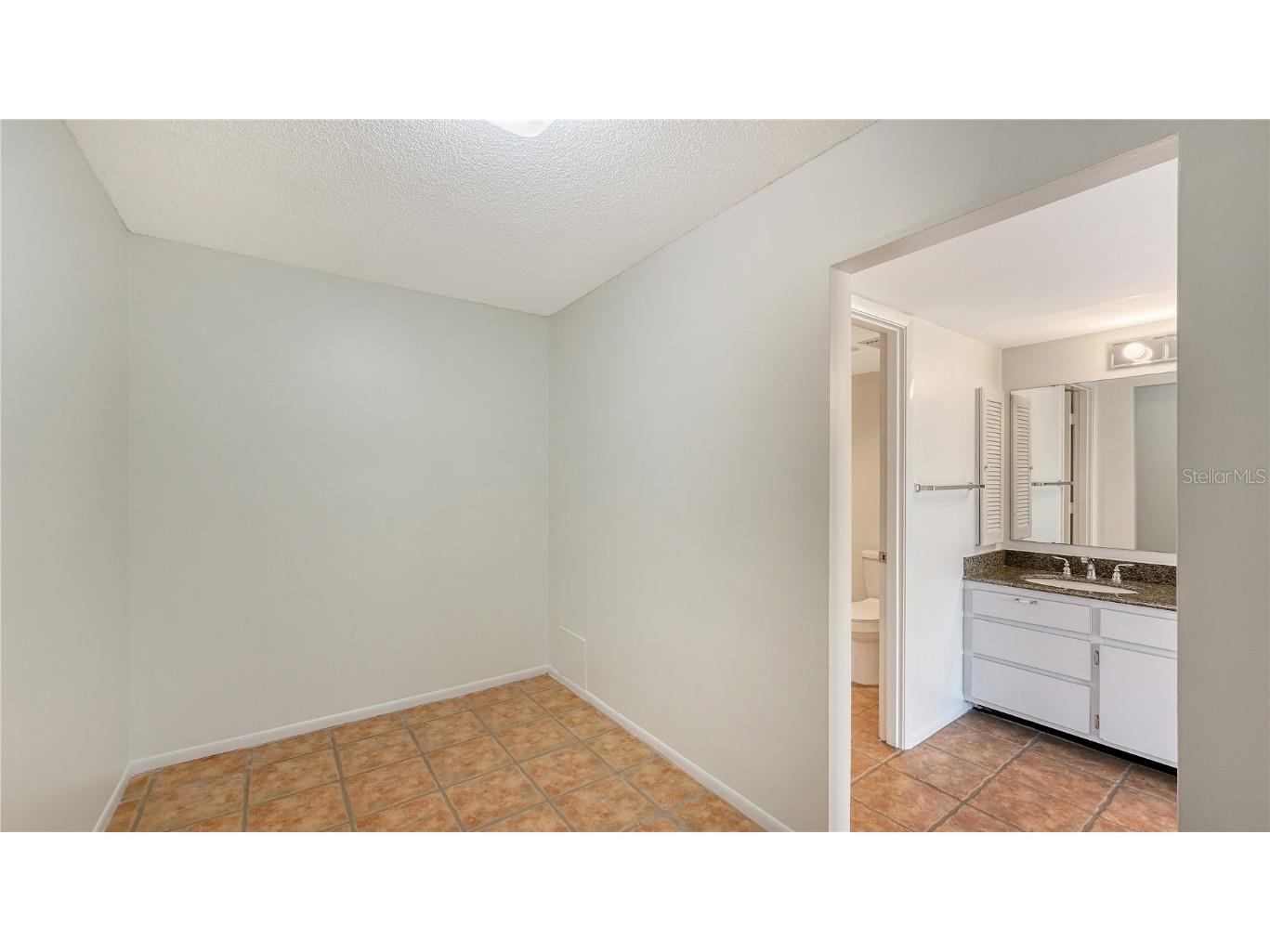 1111 N Gulfstream Avenue #9F Sarasota FL 34236 - SARASOTA BAY A4663815 image33