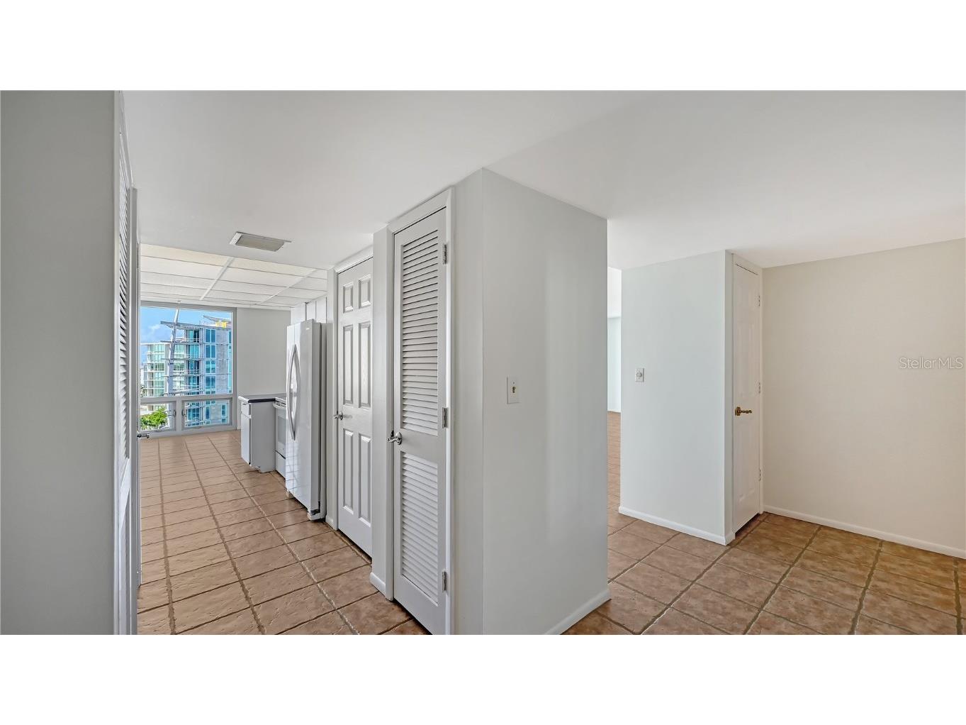 1111 N Gulfstream Avenue #9F Sarasota FL 34236 - SARASOTA BAY A4663815 image7