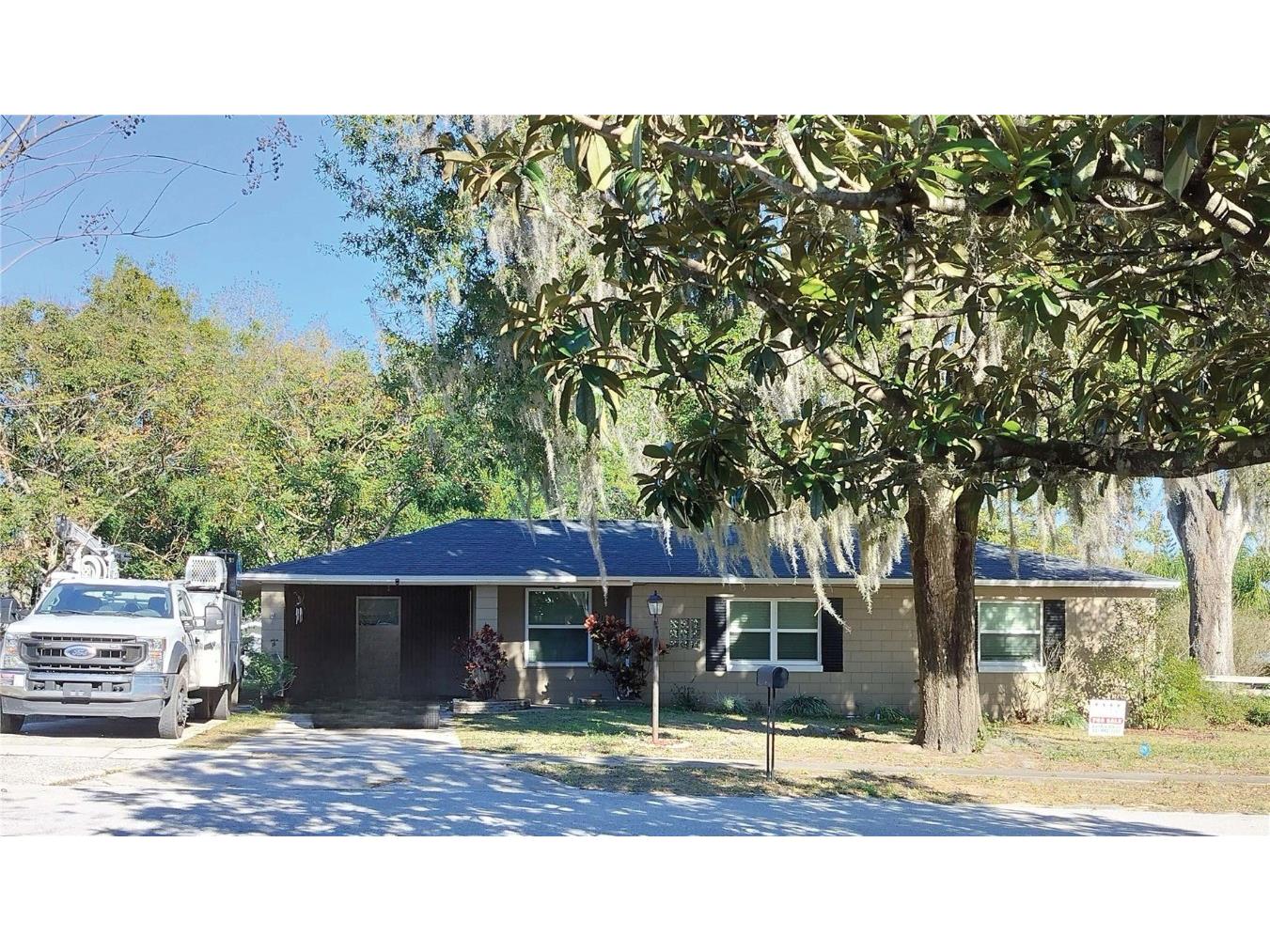 1111 N Palmetto Circle Eustis FL 32726 G5077365 image1