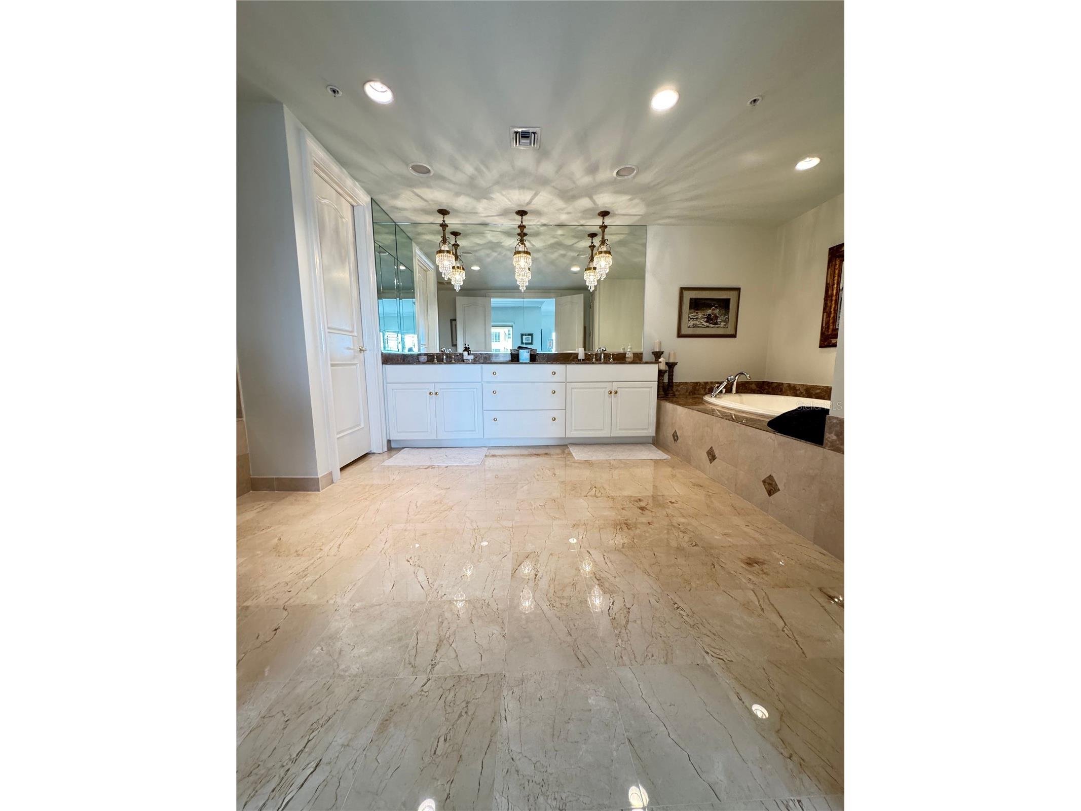 1111 Ritz Carlton Drive #1404 Sarasota FL 34236 - SARASOTA BAY GULF OF MEXICO A4678200 image30