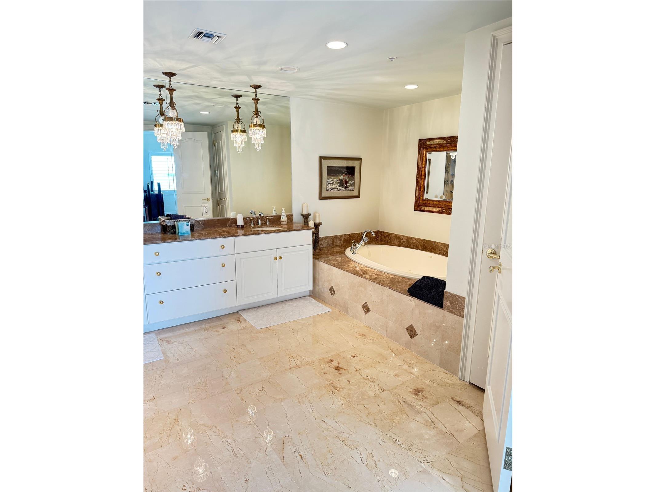 1111 Ritz Carlton Drive #1404 Sarasota FL 34236 - SARASOTA BAY GULF OF MEXICO A4678200 image32