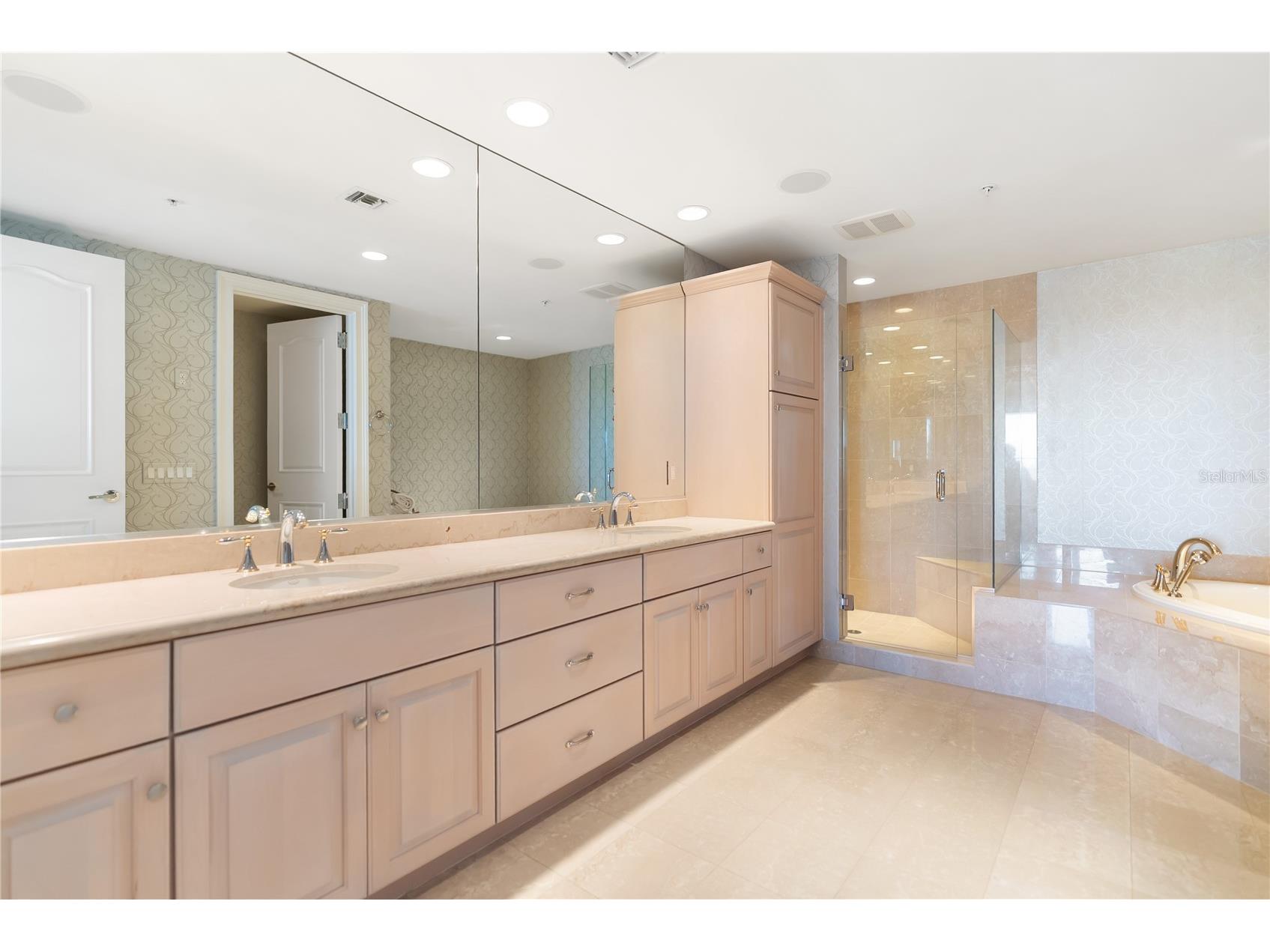 1111 Ritz Carlton Drive #1603 Sarasota FL 34236 A4684538 image18