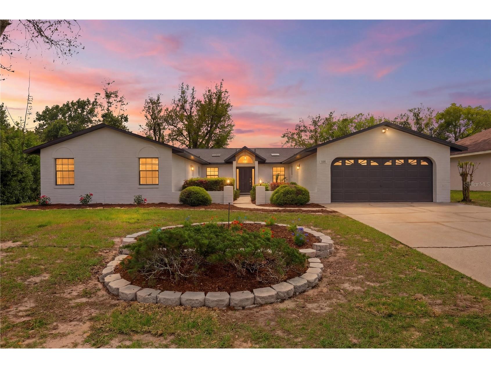 1111 S Cooper Drive Deltona FL 32725 V4948162 image1