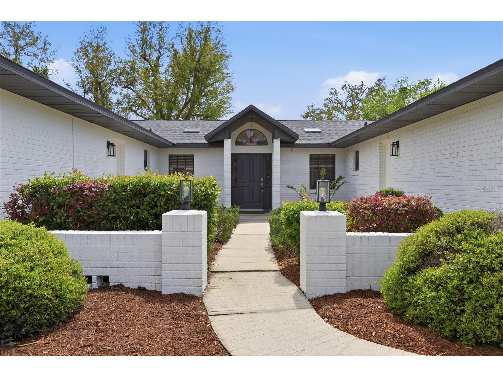 1111 S Cooper Drive Deltona FL 32725 V4948162 image2