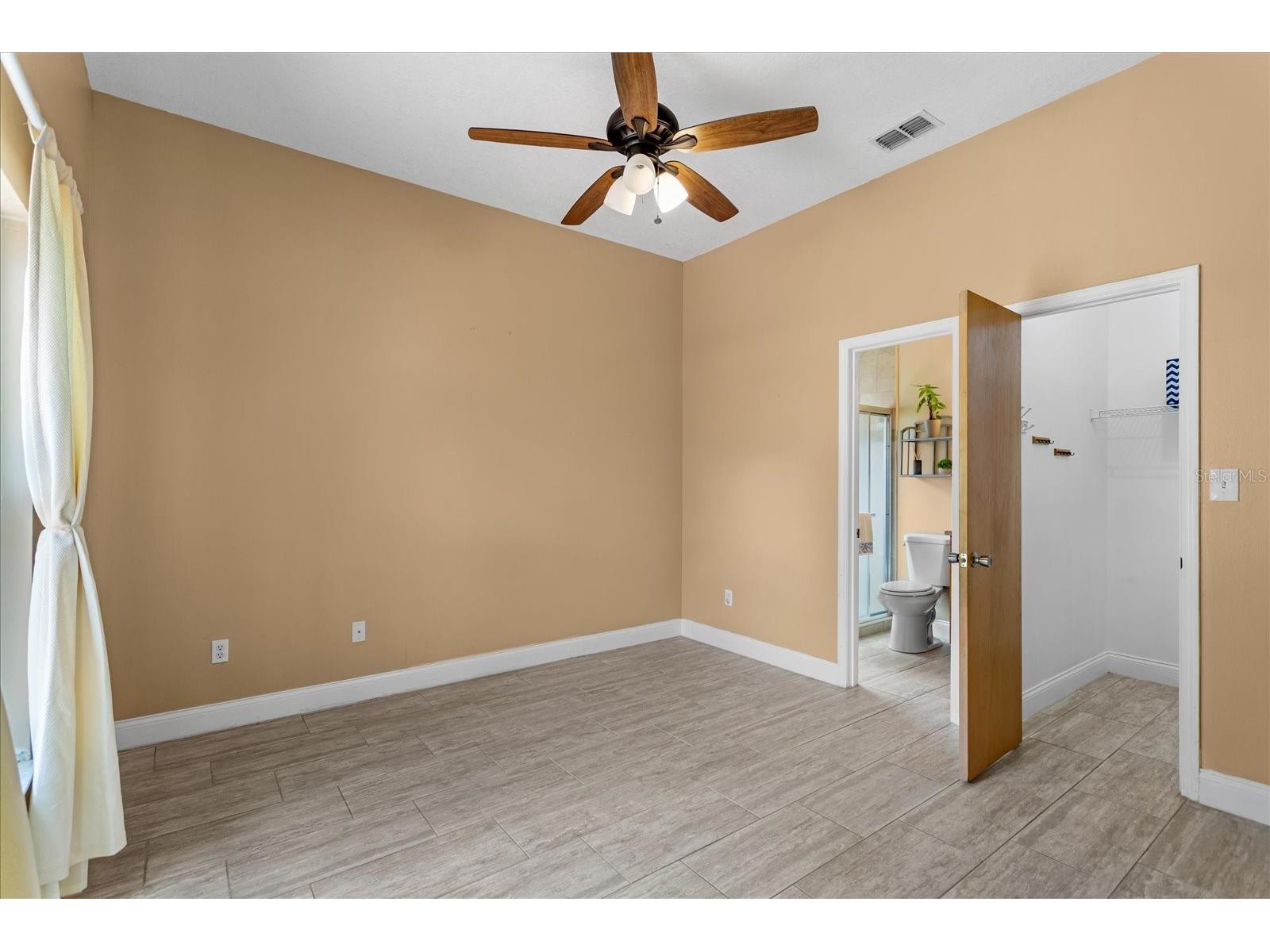 1111 Twin Rivers Boulevard Oviedo FL 32766 O6404402 image24