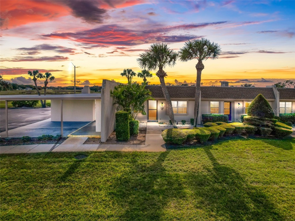 11110 Carriage Hill Dr #1 Port Richey FL 34668 W7880706 image2