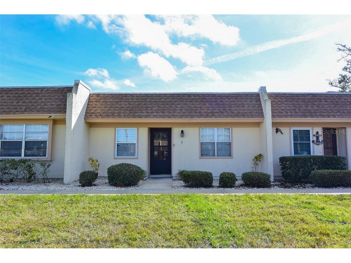 11110 Carriage Hill Drive #5 Port Richey FL 34668 W7881180 image1
