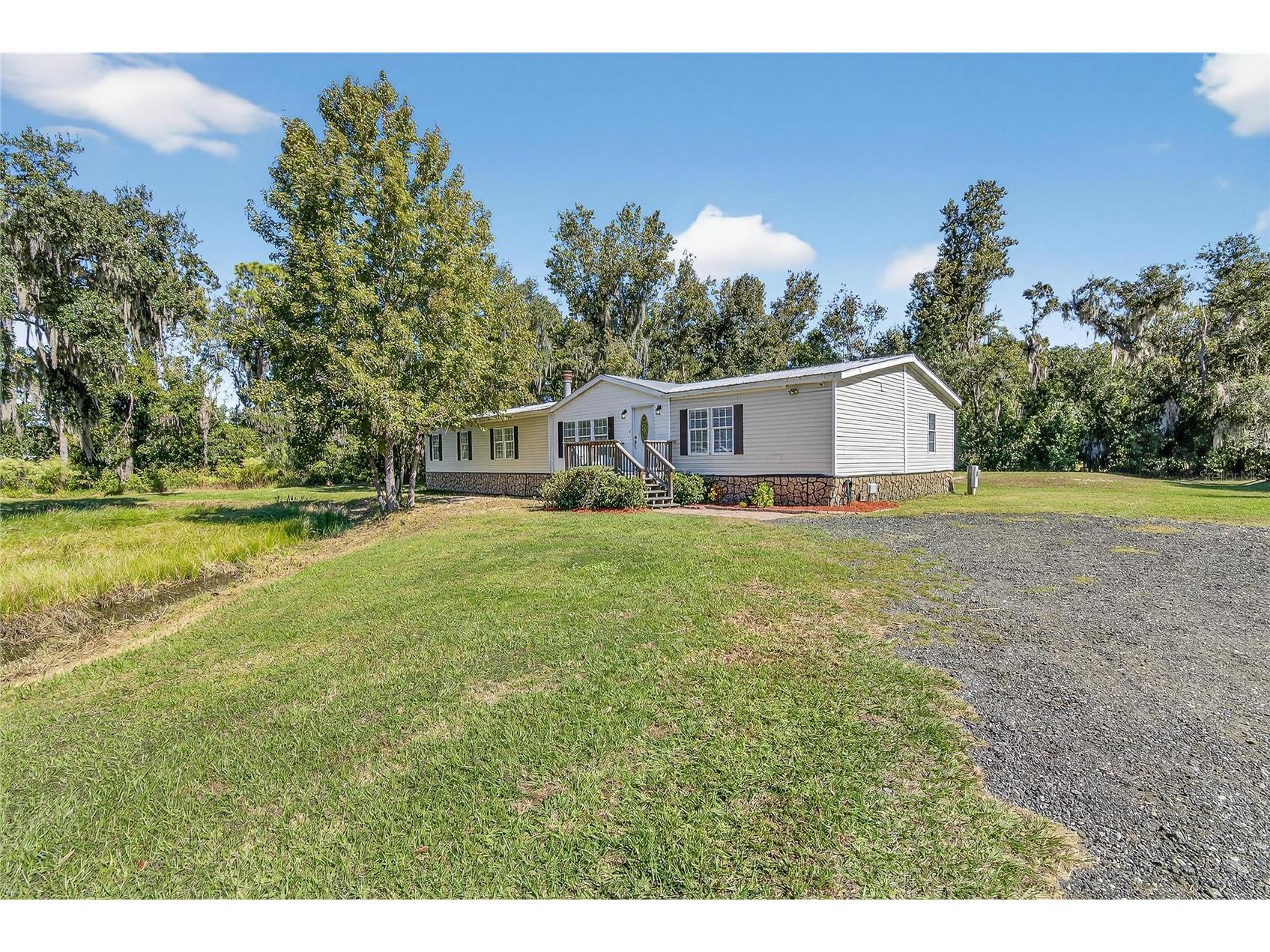 11110 Walter Hunter Road Lithia FL 33547 TB8446158 image1