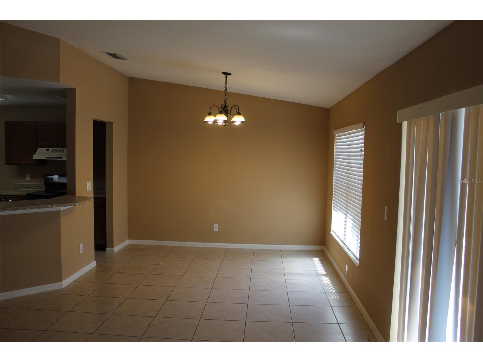 11111 Bramblebrush Street Tampa FL 33624 TB8479798 image4