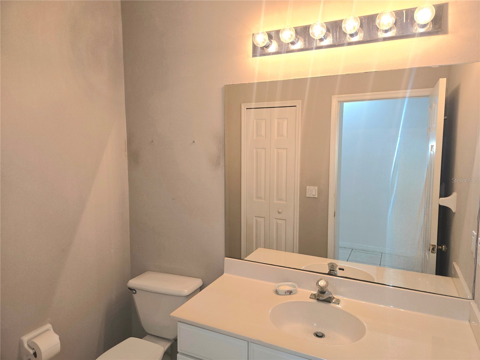 11117 Kapok Grand Circle Madeira Beach FL 33708 TB8463217 image23