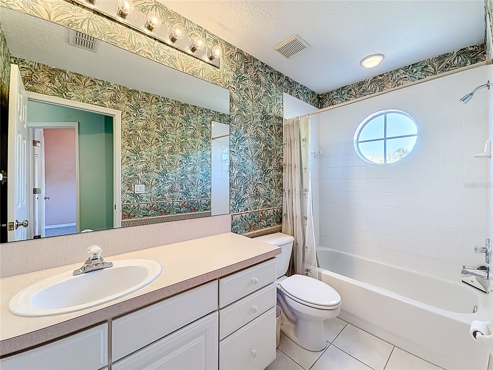 11117 Kapok Grand Circle Madeira Beach FL 33708 TB8463217 image40