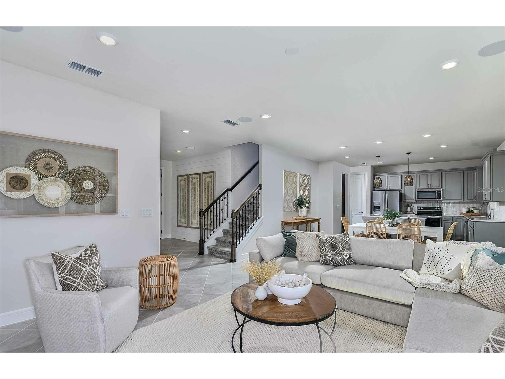 11119 Sycamore Glen Loop Thonotosassa FL 33592 TB8517706 image3