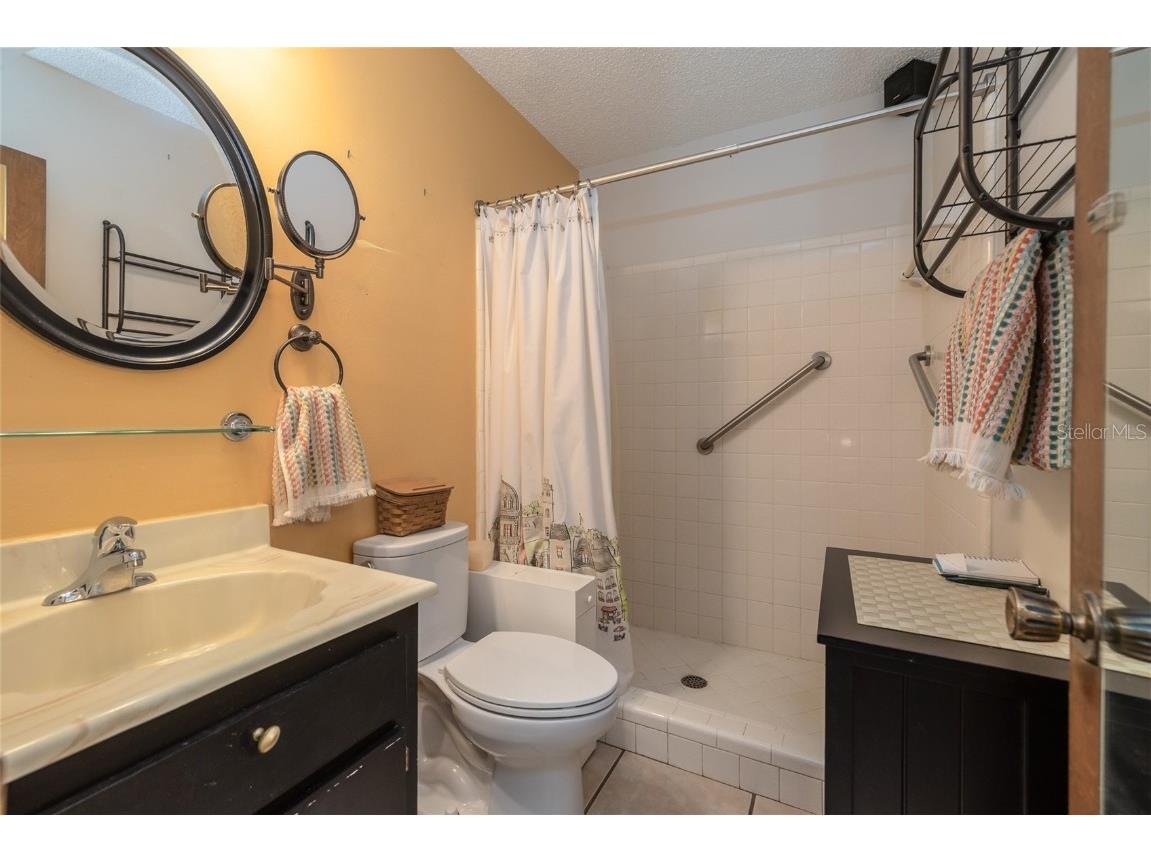 1112 E Beresford Avenue Deland FL 32724 V4945133 image18