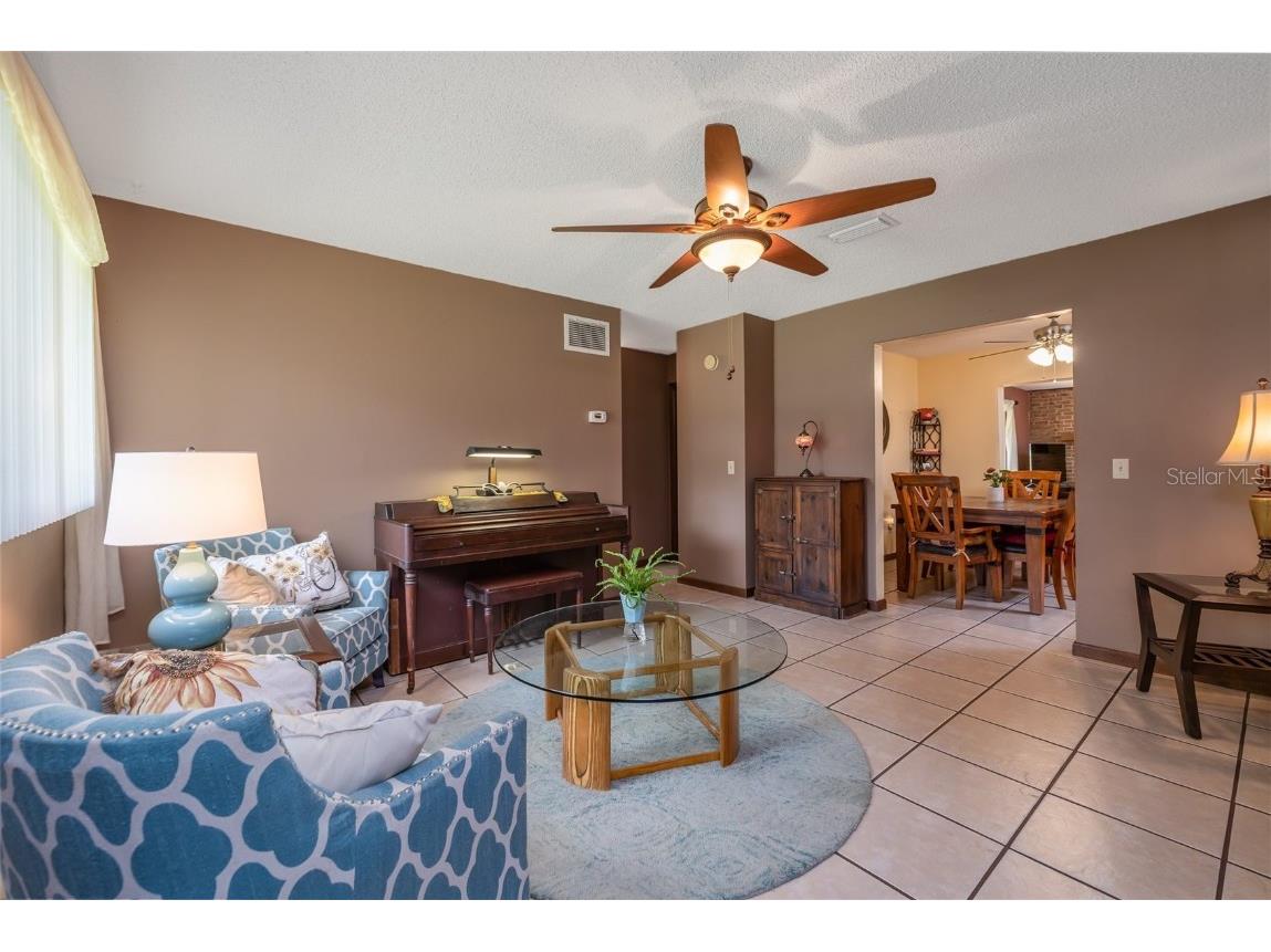 1112 E Beresford Avenue Deland FL 32724 V4945133 image5