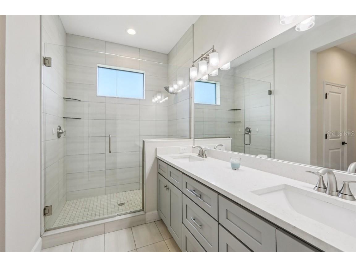 1112 E Boyer Street Tarpon Springs FL 34689 TB8412566 image17