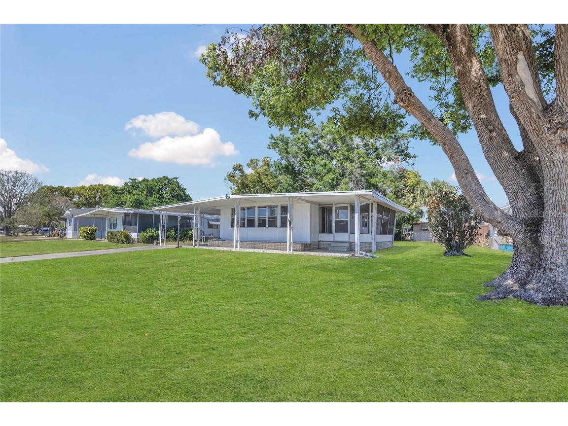 1112 Elkhart Circle Tavares FL 32778 G5094930 image1