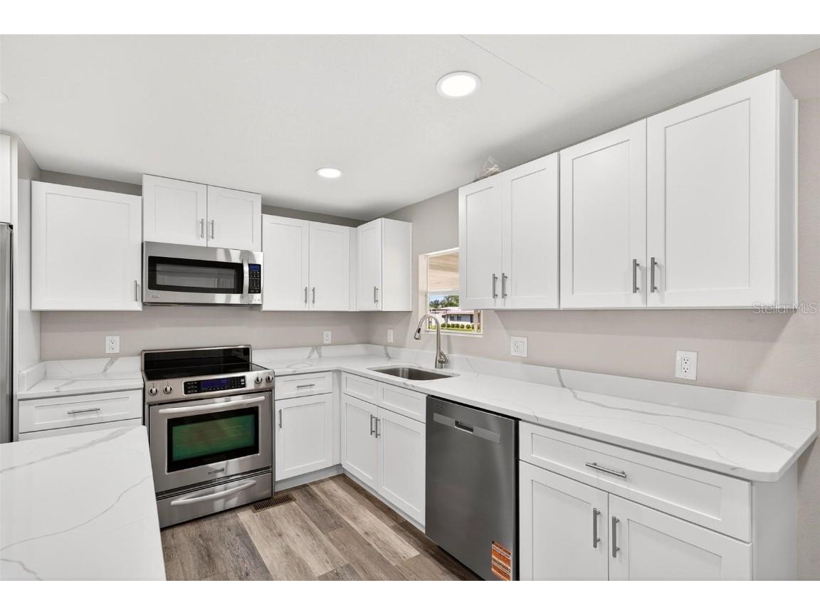 1112 Elkhart Circle Tavares FL 32778 - LAKE FRANCIS G5104640 image6