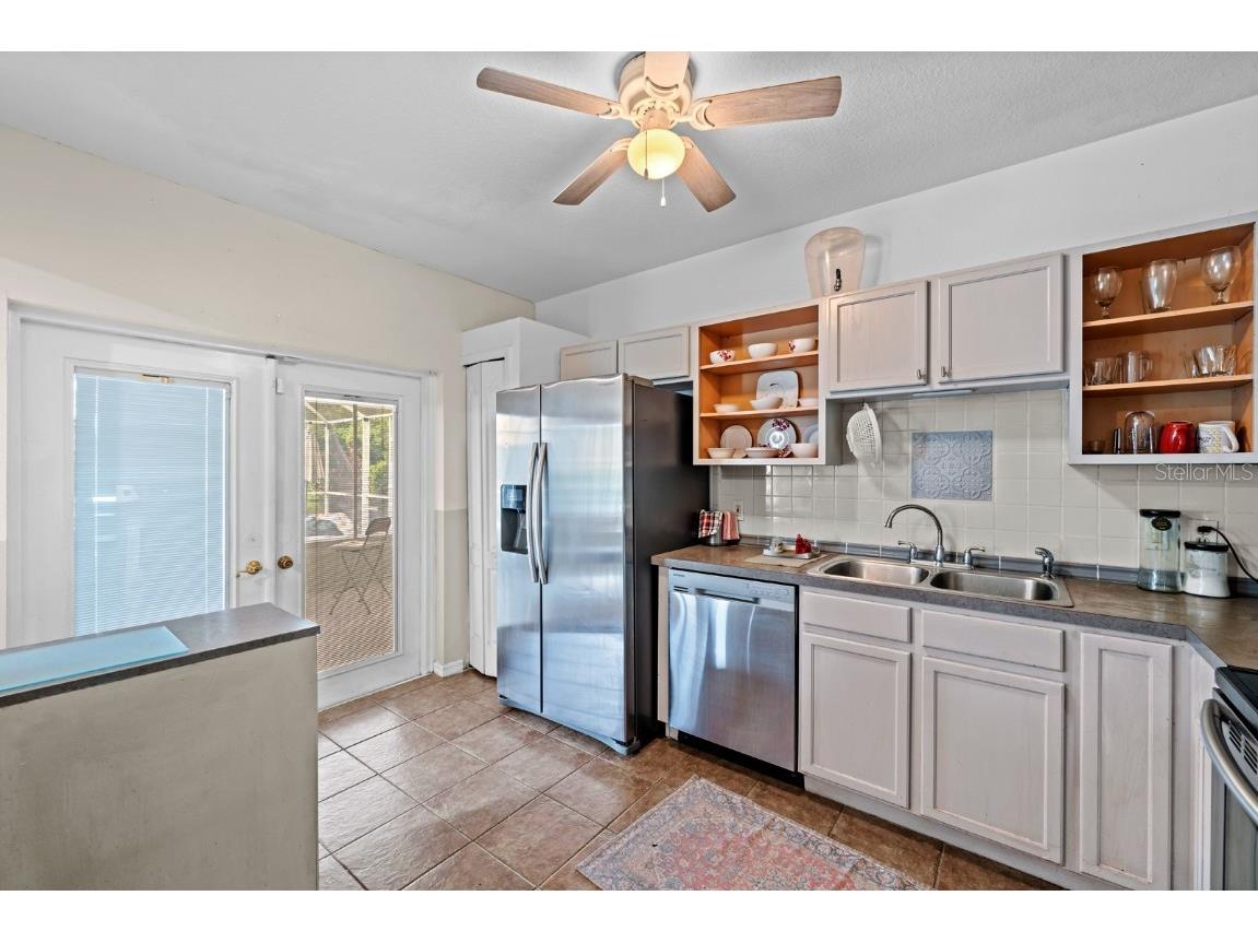 1112 Lake Shore Ranch Drive Seffner FL 33584 TB8452772 image15