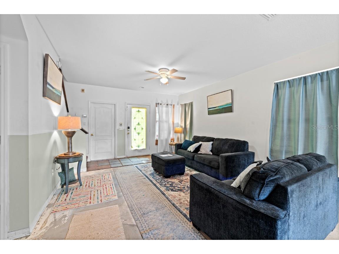 1112 Lake Shore Ranch Drive Seffner FL 33584 TB8452772 image6