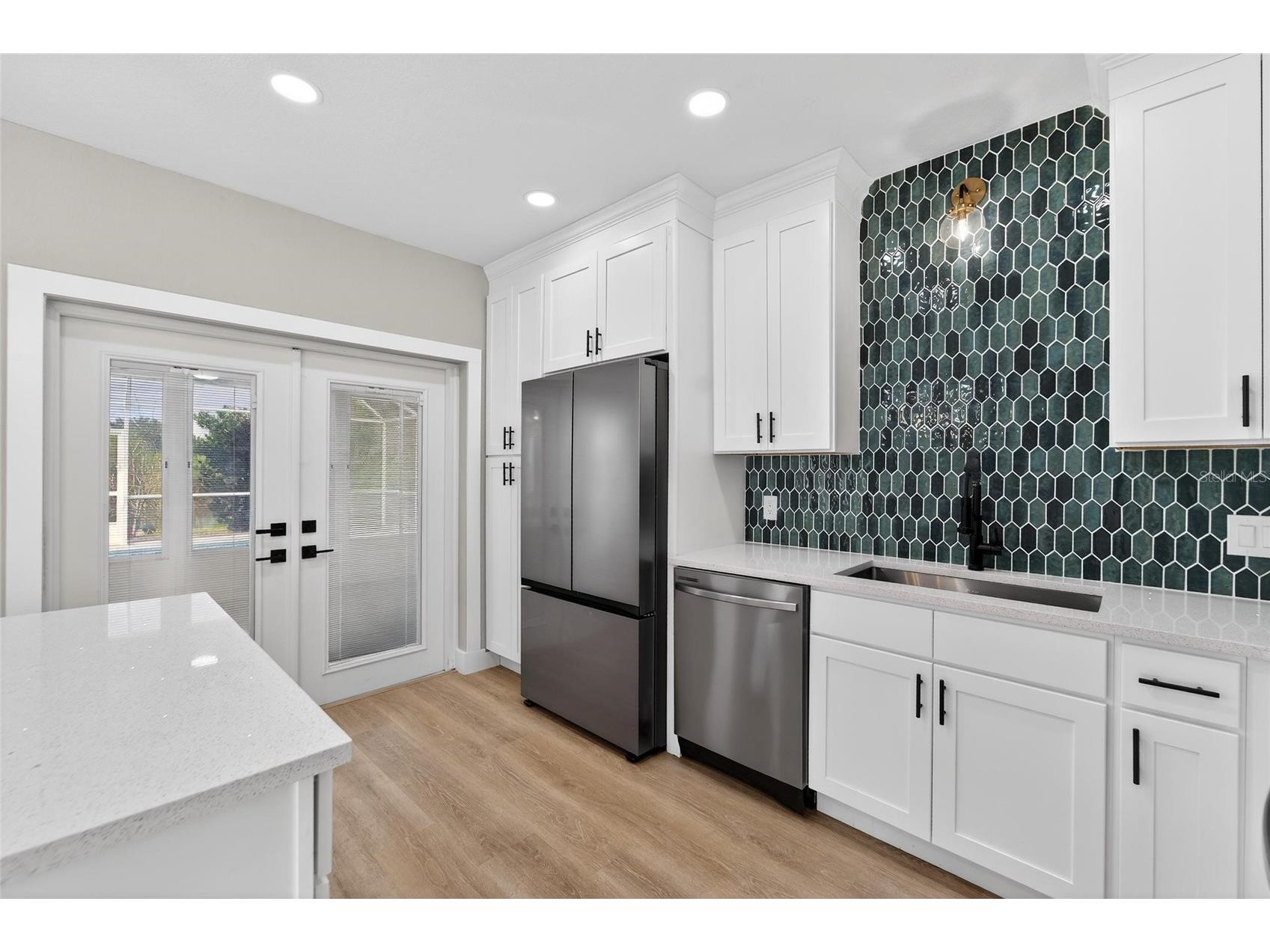 1112 Lake Shore Ranch Drive Seffner FL 33584 TB8483178 image20