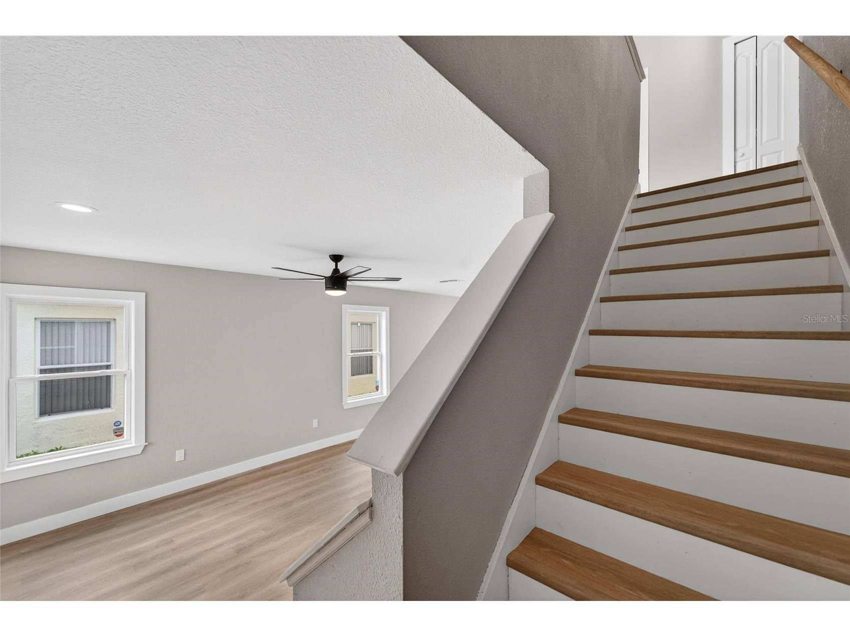 1112 Lake Shore Ranch Drive Seffner FL 33584 TB8483178 image35