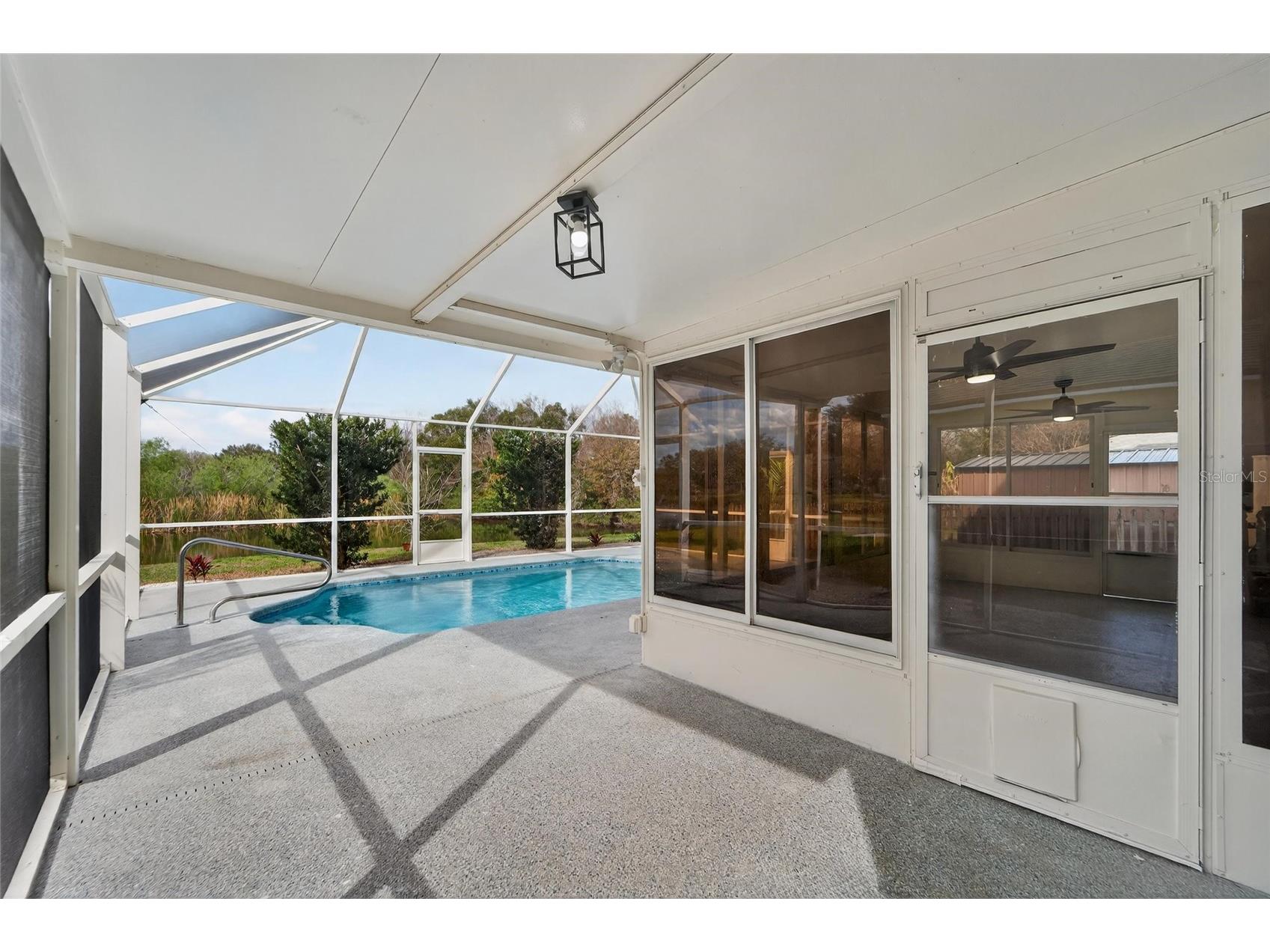 1112 Lake Shore Ranch Drive Seffner FL 33584 TB8483178 image59