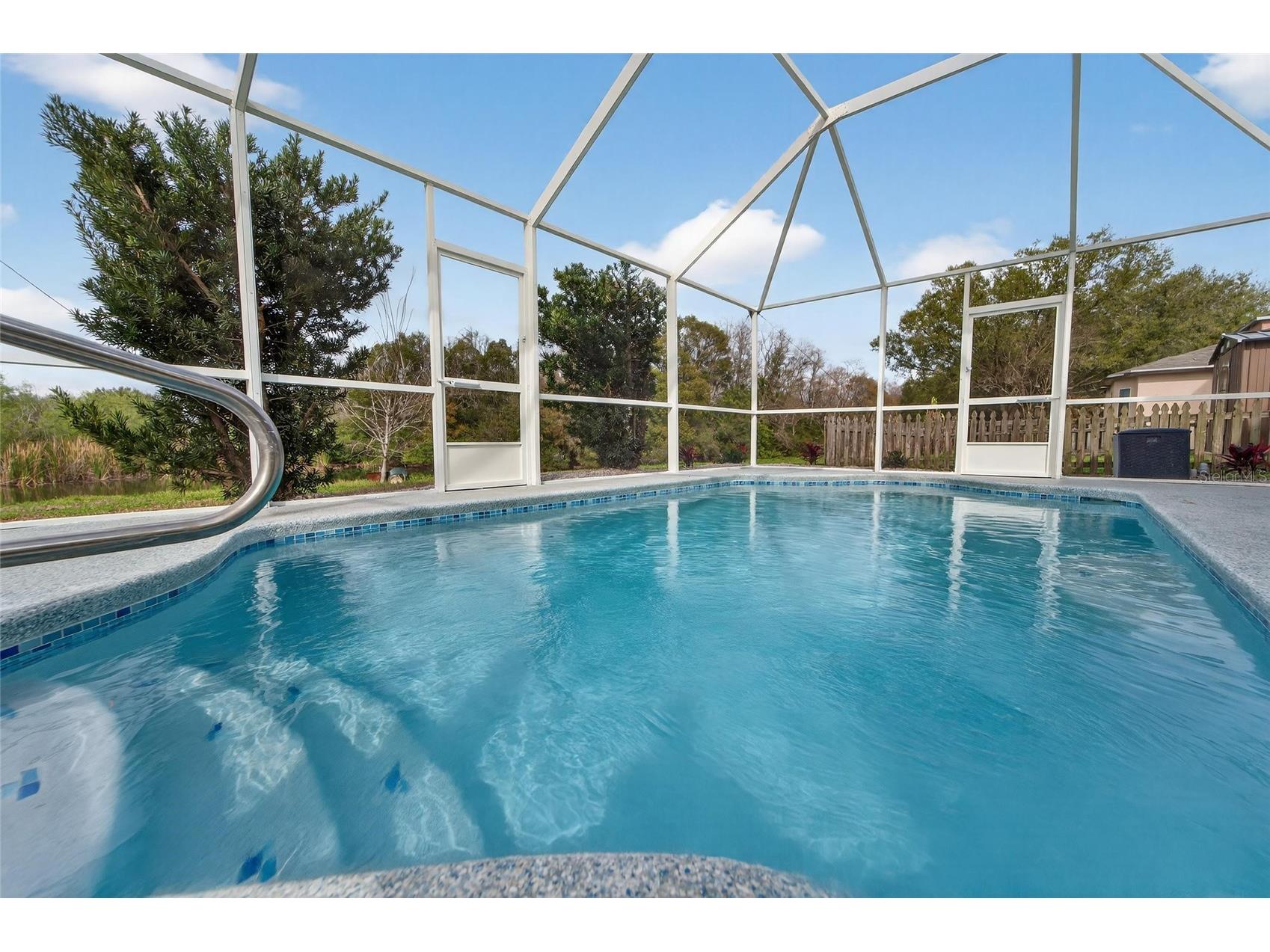 1112 Lake Shore Ranch Drive Seffner FL 33584 TB8483178 image64
