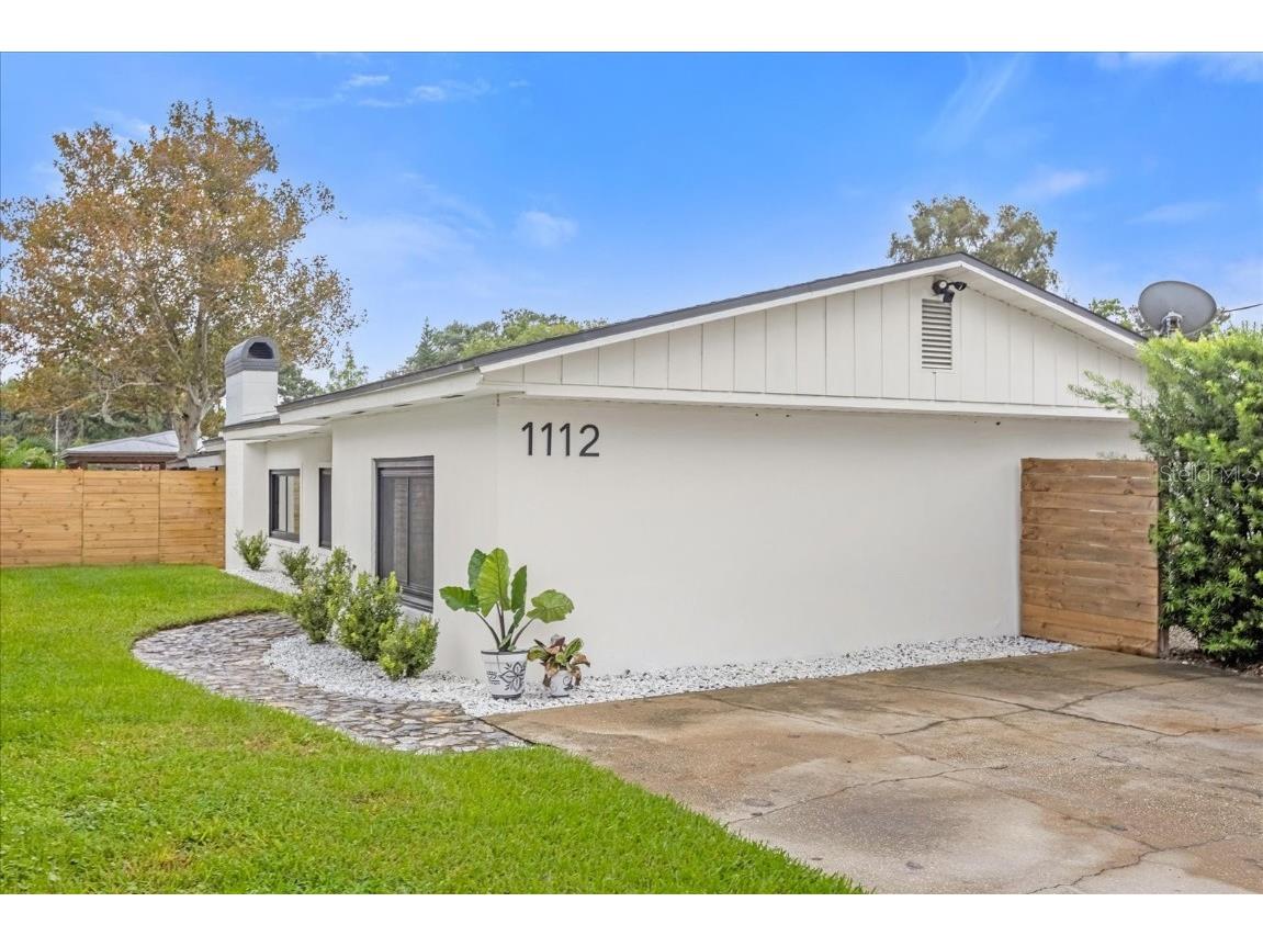 1112 Meadows Avenue Orlando FL 32804 - LAKE FAIRVIEW O6269612 image1
