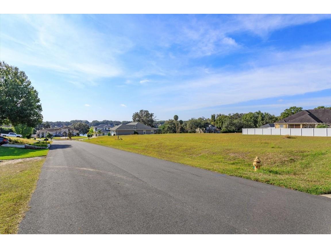 1112 Myrtle Breezes Court Fruitland Park FL 34731 O6364761 image1