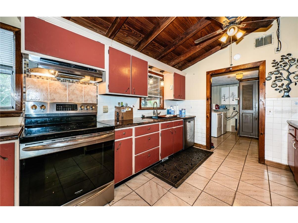 1112 N Florida Avenue Tarpon Springs FL 34688 TB8454260 image10