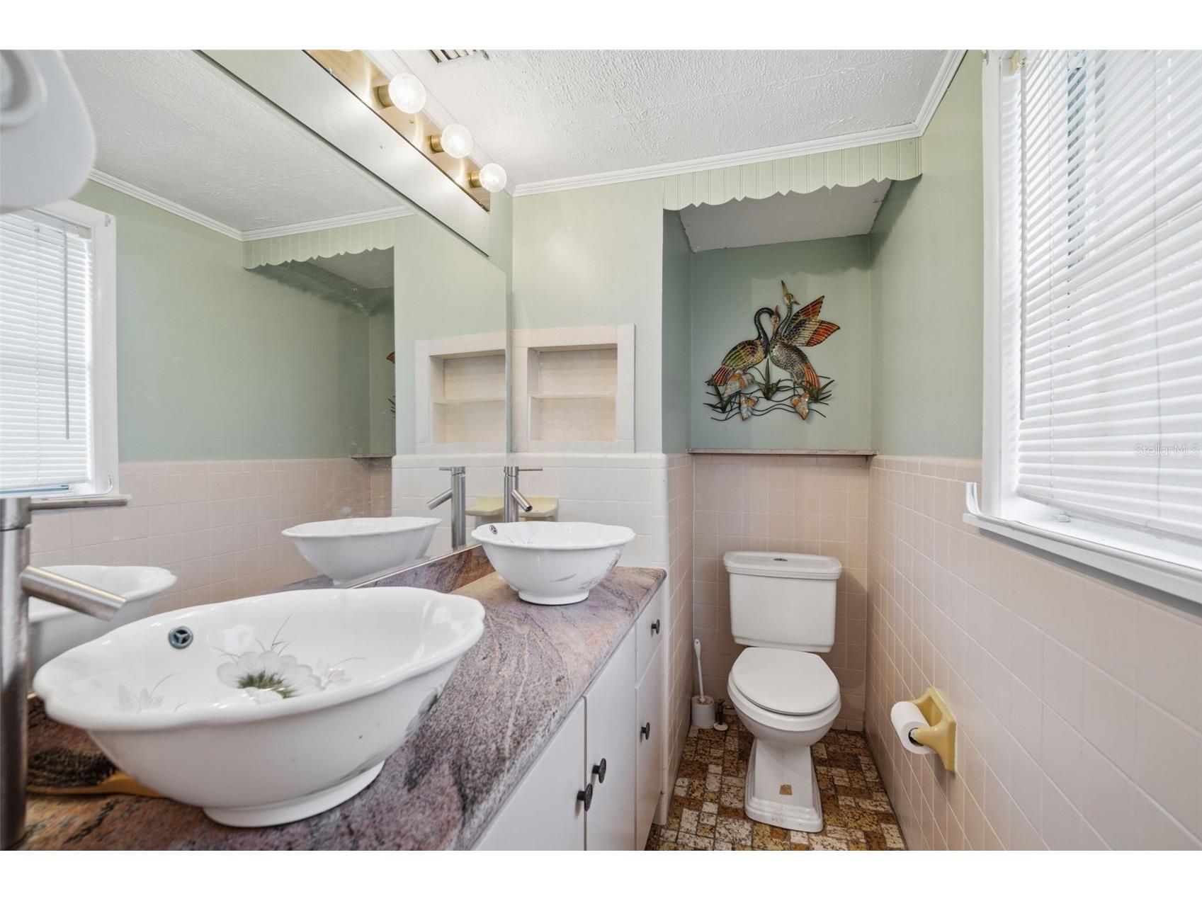 1112 N Florida Avenue Tarpon Springs FL 34689 TB8466840 image37