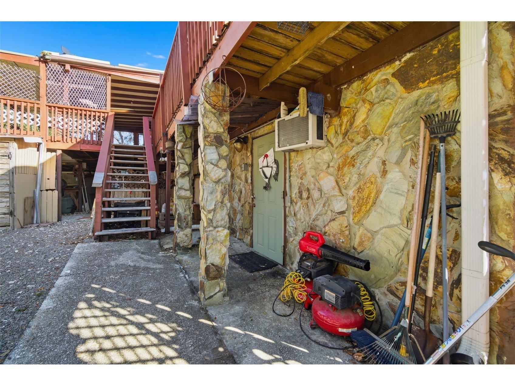 1112 N Florida Avenue Tarpon Springs FL 34689 TB8466840 image47