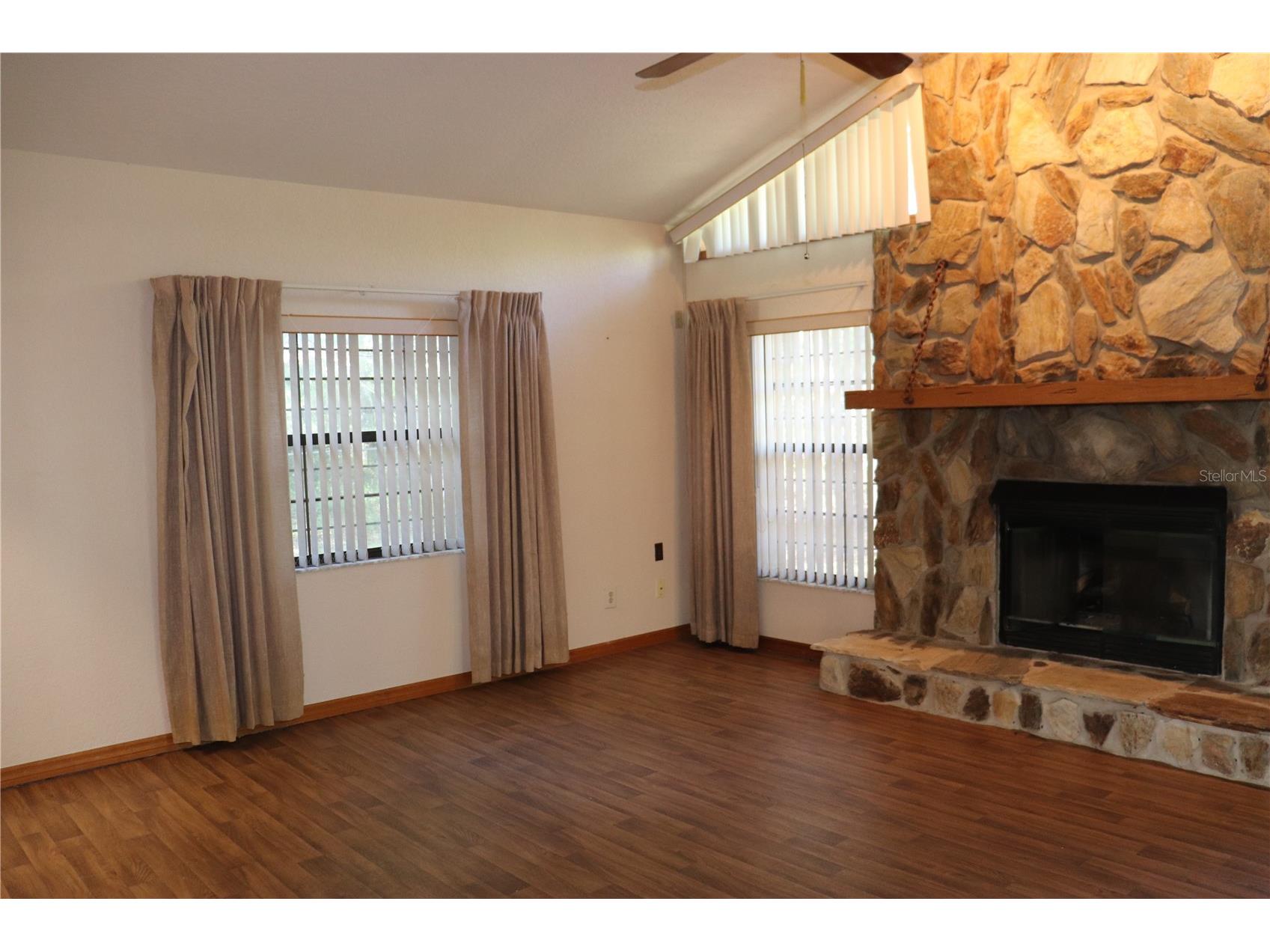1112 NE 130 Terrace Silver Springs FL 34488 OM722992 image10