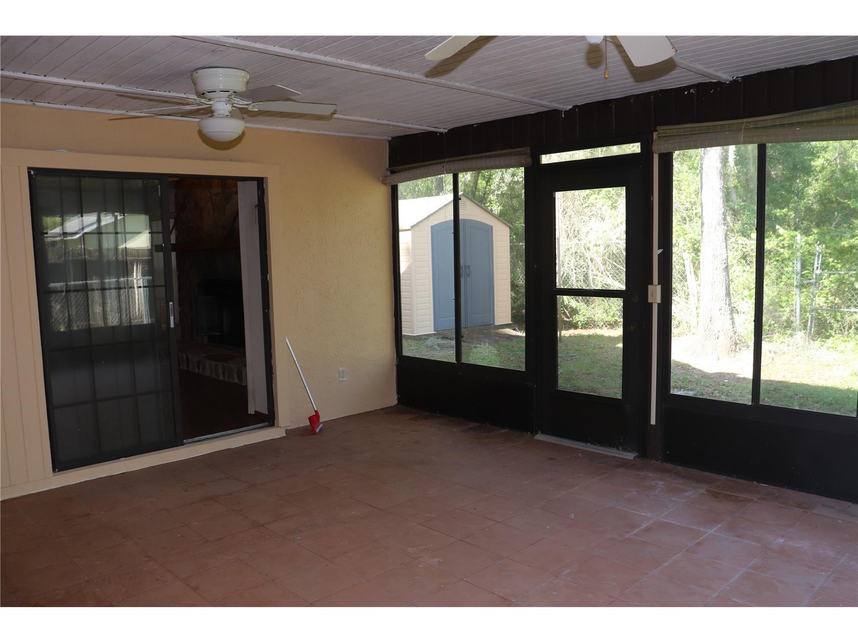 1112 NE 130 Terrace Silver Springs FL 34488 OM722992 image32