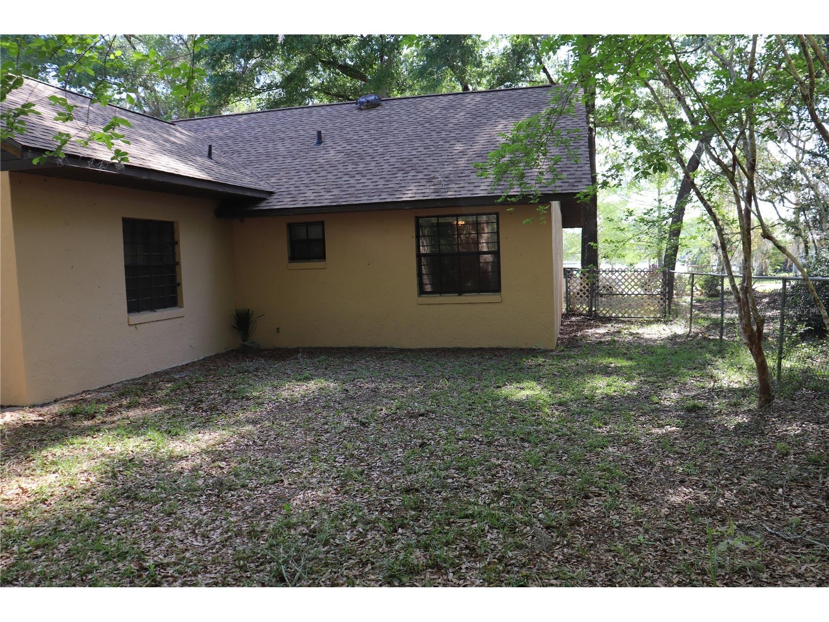 1112 NE 130 Terrace Silver Springs FL 34488 OM722992 image36