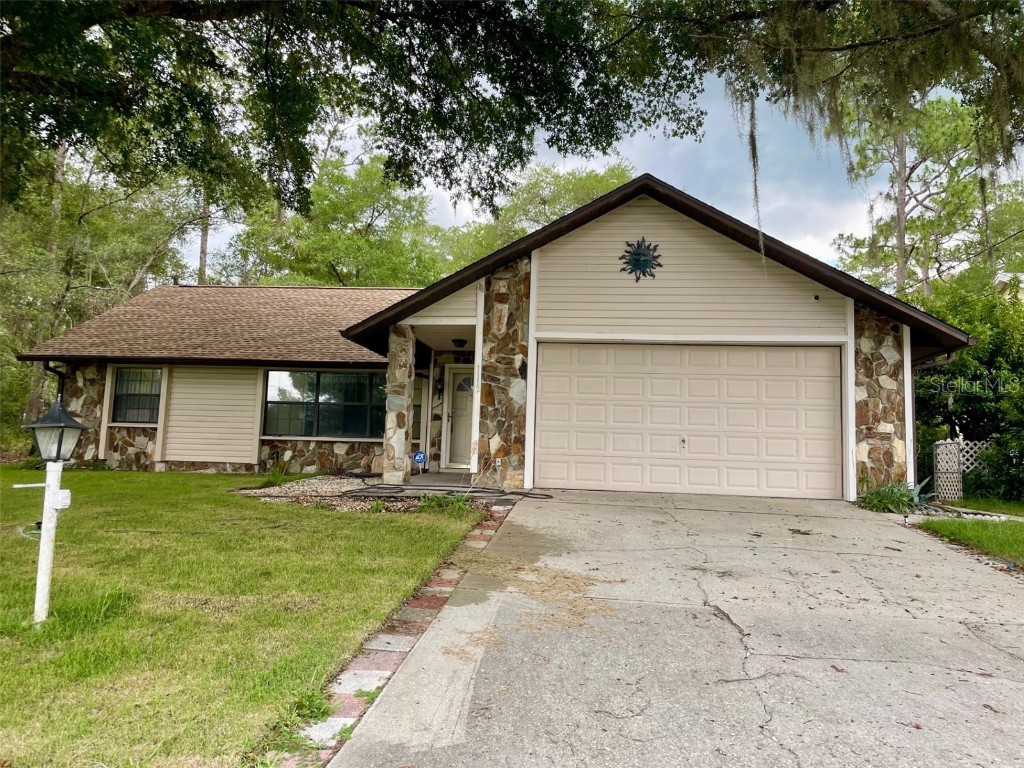 1112 NE 130th Terrace Silver Springs FL 34488 - LAKE WALDENA OM703912 image2