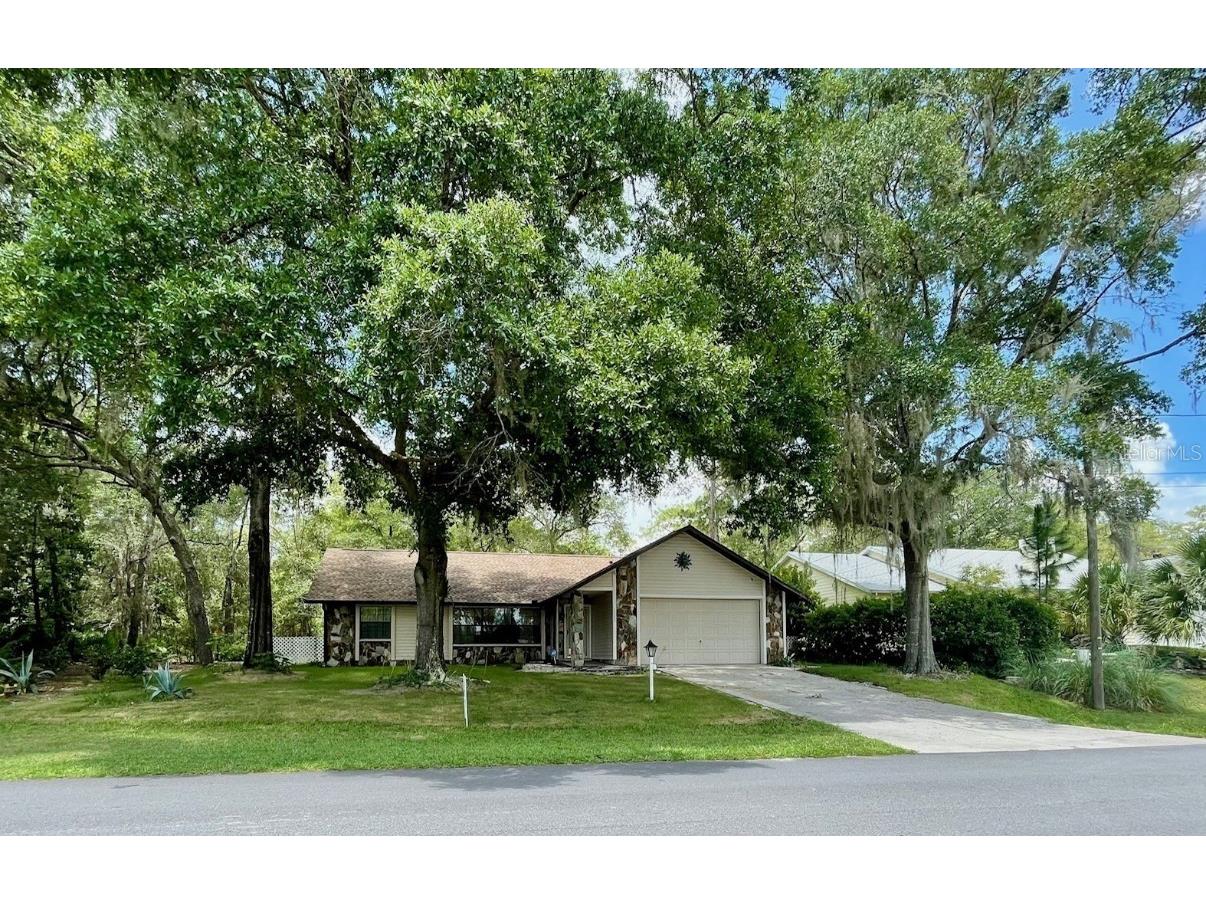 1112 NE 130th Terrace Silver Springs FL 34488 - LAKE WALDENA OM703912 image3