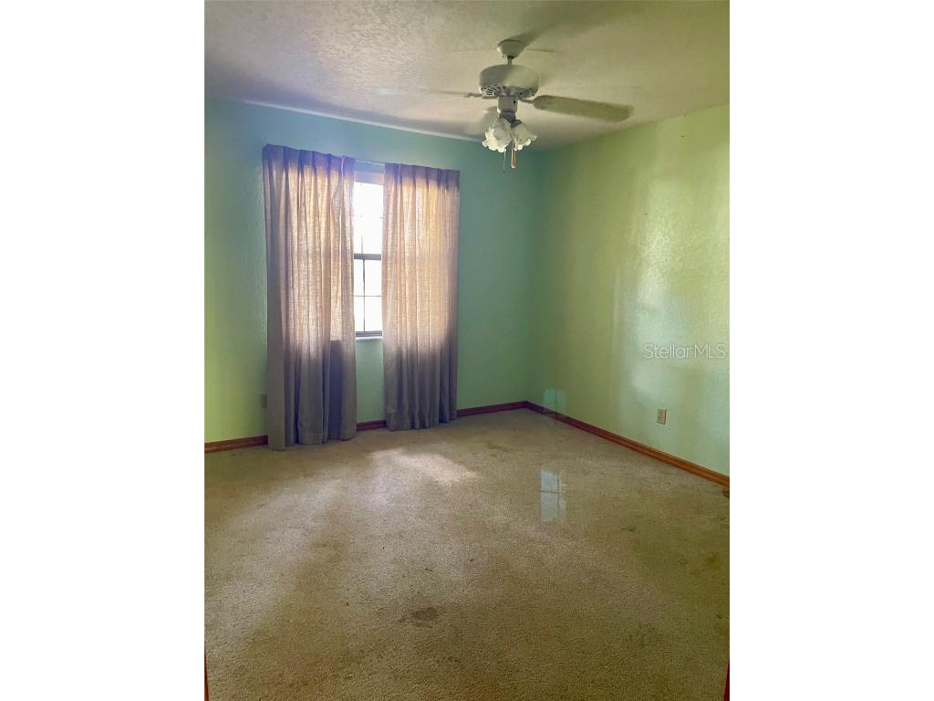 1112 NE 130th Terrace Silver Springs FL 34488 - LAKE WALDENA OM703912 image40