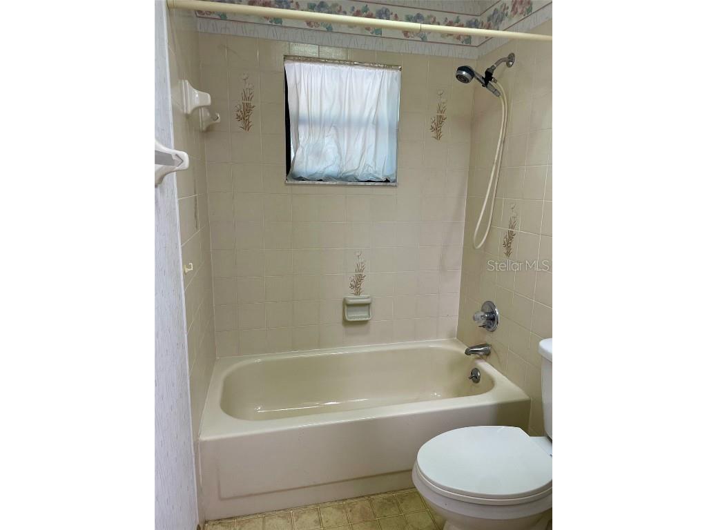 1112 NE 130th Terrace Silver Springs FL 34488 - LAKE WALDENA OM703912 image43