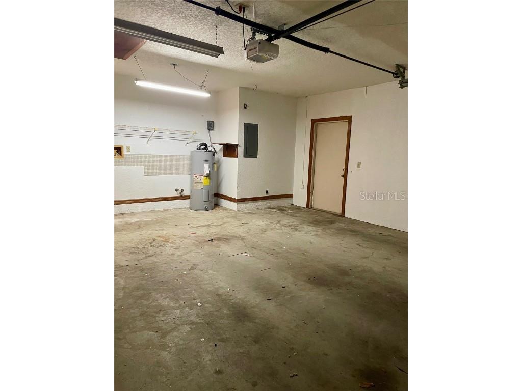 1112 NE 130th Terrace Silver Springs FL 34488 - LAKE WALDENA OM703912 image51