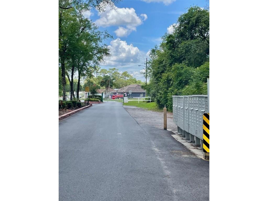 1112 NE 130th Terrace Silver Springs FL 34488 - LAKE WALDENA OM703912 image62