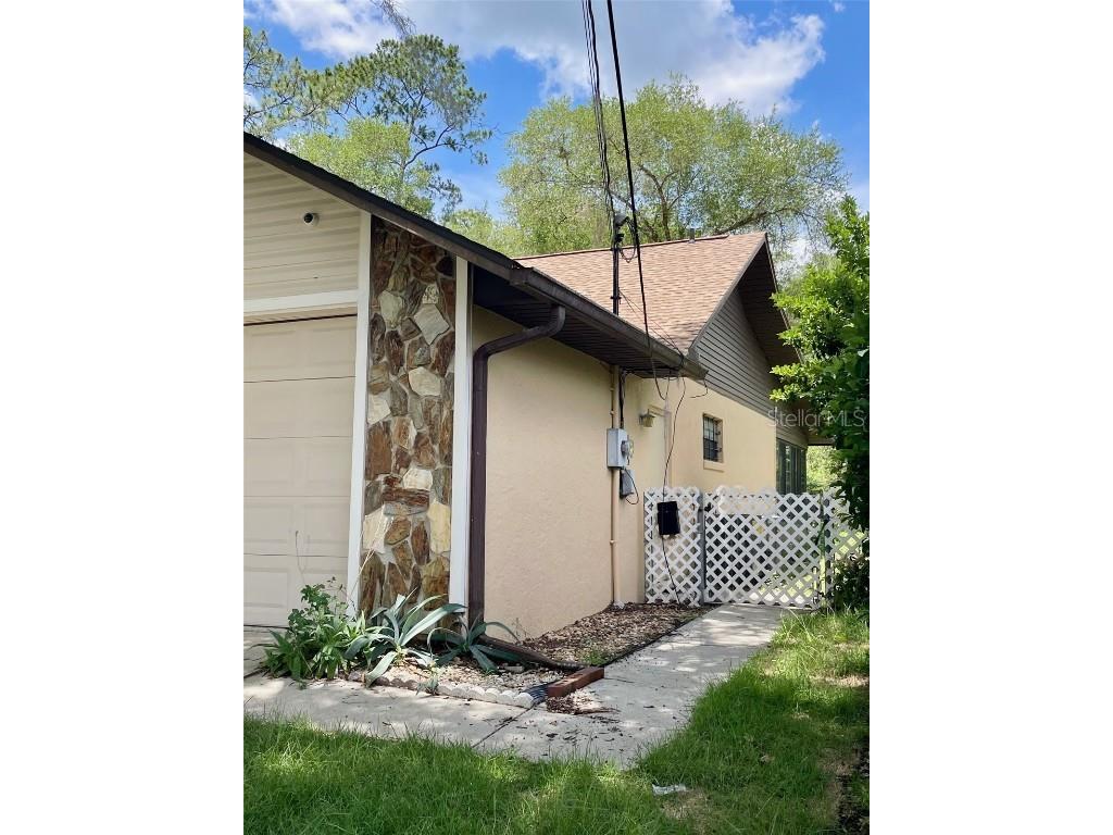 1112 NE 130th Terrace Silver Springs FL 34488 - LAKE WALDENA OM703912 image8