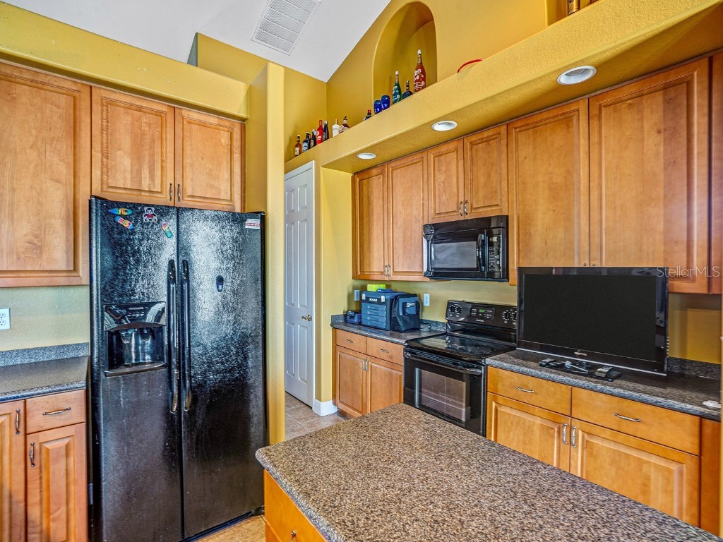 1112 NW 9th Avenue Cape Coral FL 33993 TB8375032 image19